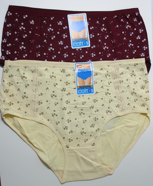 трусы жен. Cotton (Yi - AN) 1092 Цветочки р. 8XL(56-58) с кружевом, беж,бордов. микс  (95%хлопок5%спанд)//Текс/12
